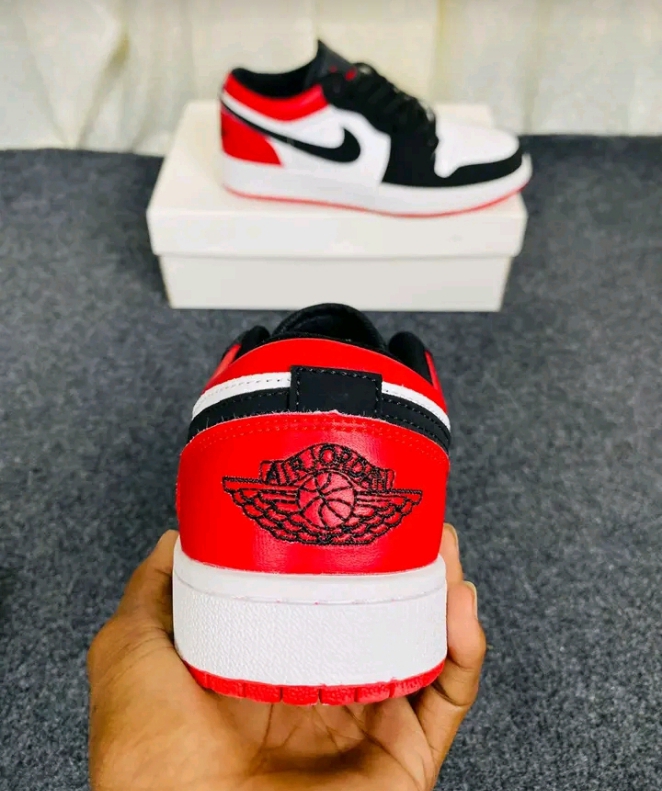 Air Jordan 1 Low. White/ Black-Gym Red